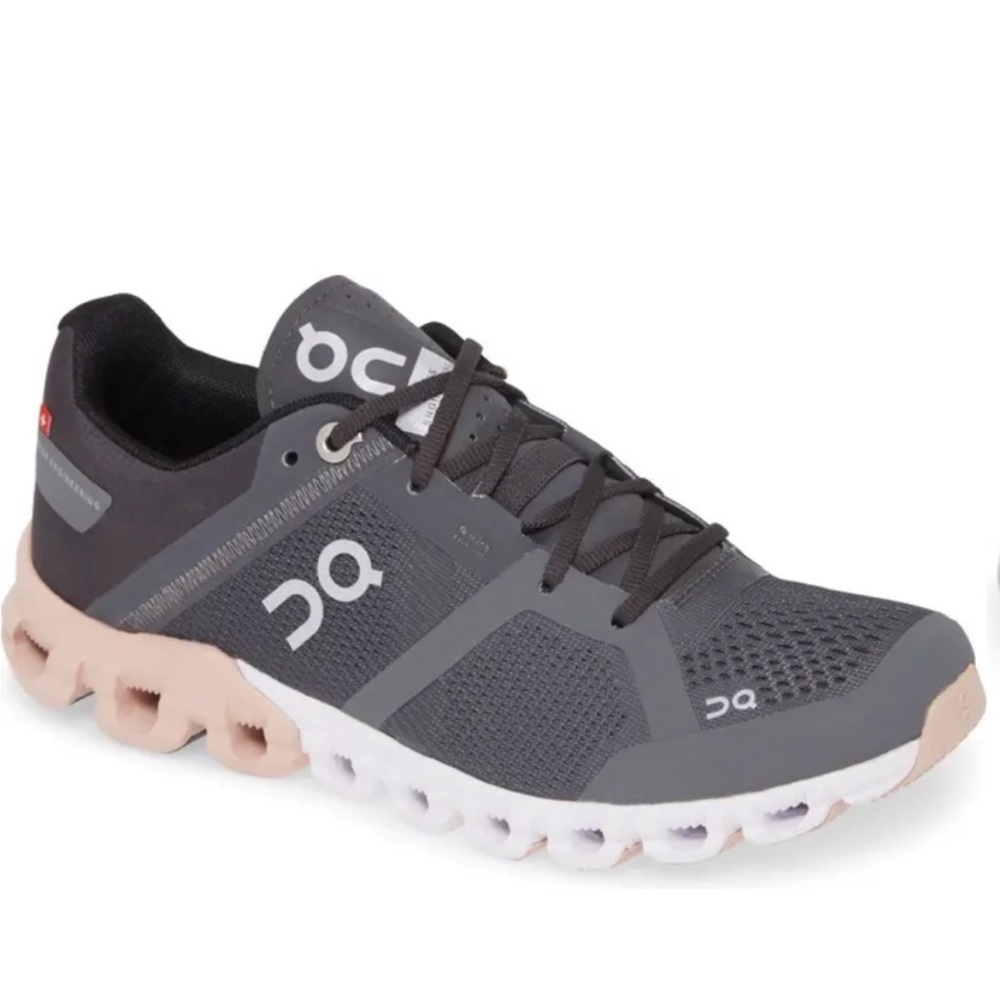 On Cloudflow Running Shoe Size 6 1/2 Us - image 1